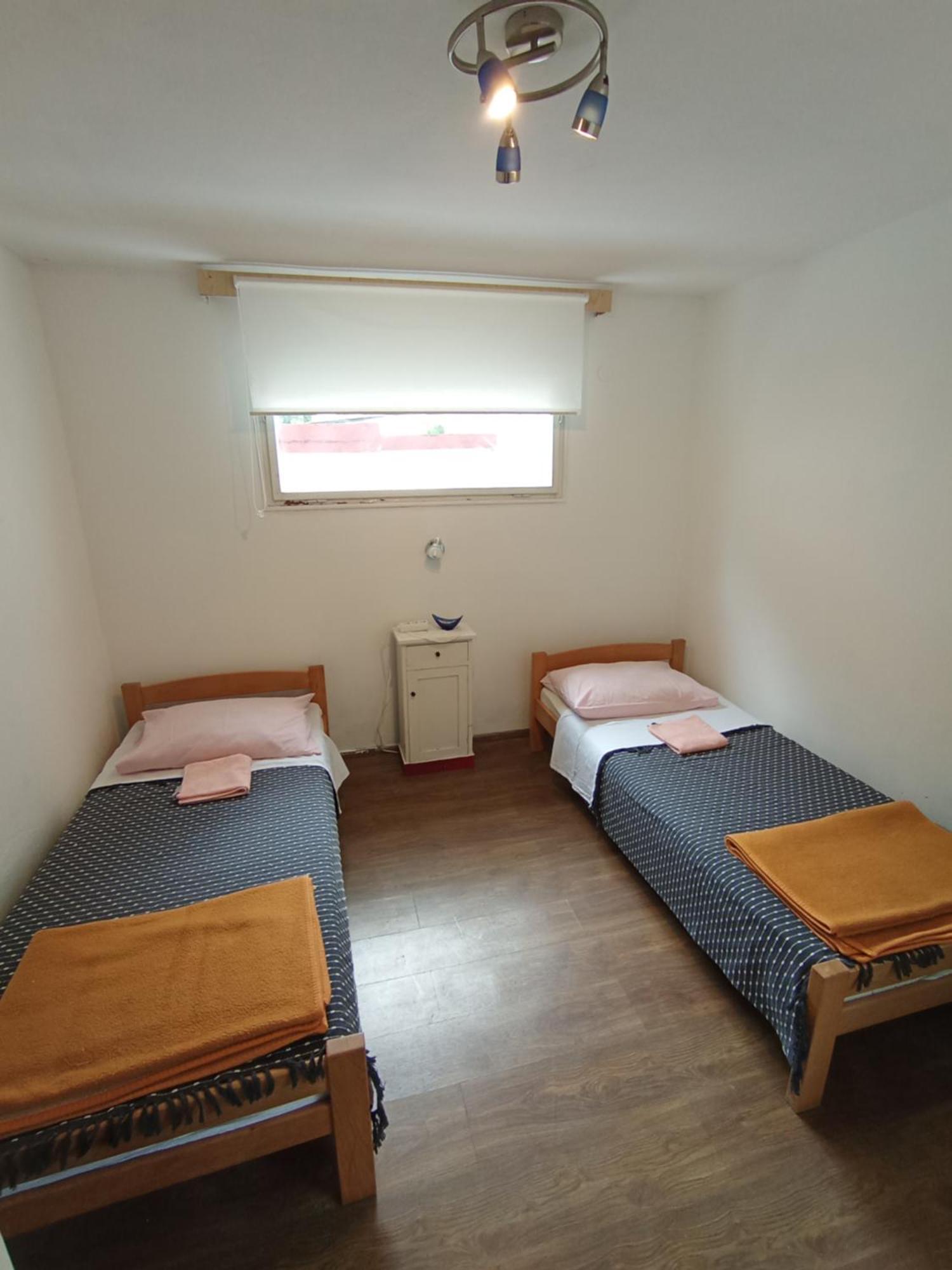 Simple Room For 2 With Bathroom Close To The Sea كلارجيفيكا المظهر الخارجي الصورة